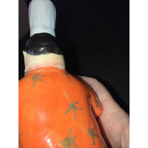 Tracy Flickinger CIC “Masters of the Grill” Salt & Pepper Shakers. Damaged- READ - Picture 7 of 7